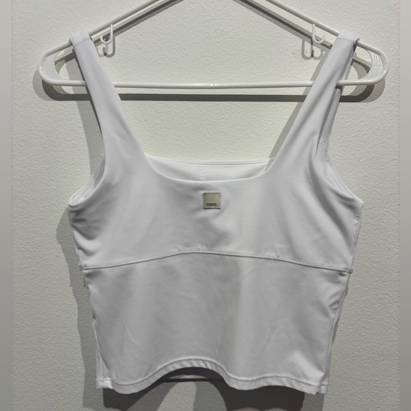 Vuori Alltheform Tank Size Small - Picture 4 of 4